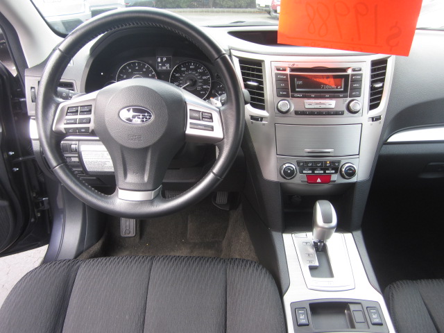 Subaru Legacy 2012 photo 3