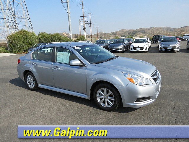 Subaru Legacy 2012 photo 1