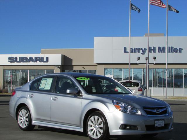 Subaru Legacy 2012 photo 1