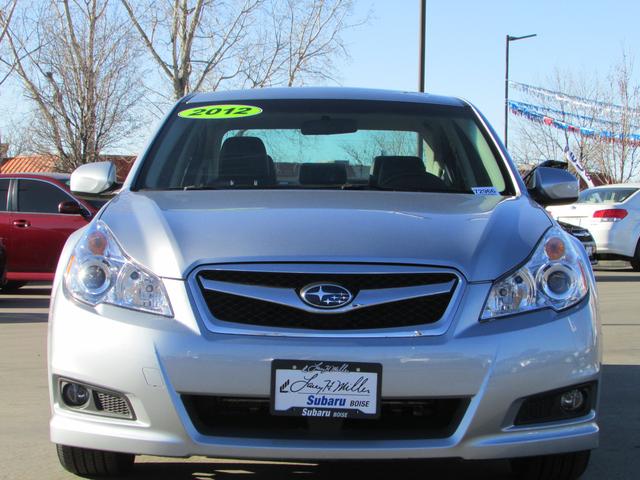 Subaru Legacy 2012 photo 2