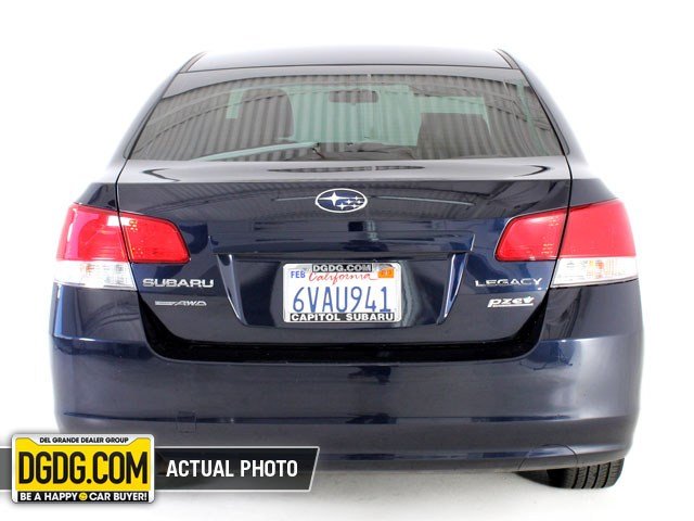 Subaru Legacy 2012 photo 2