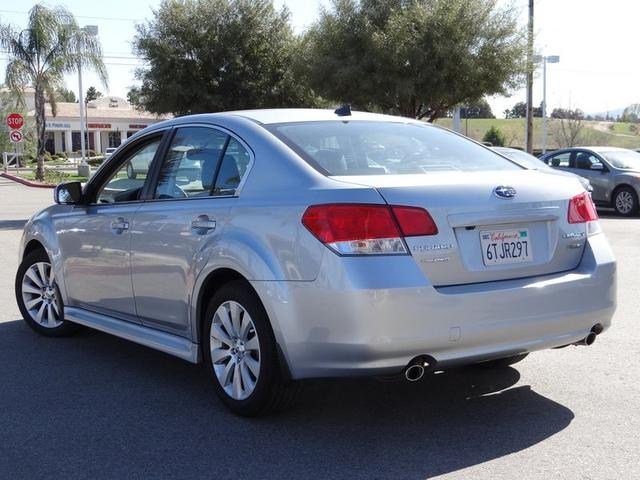 Subaru Legacy 2012 photo 1