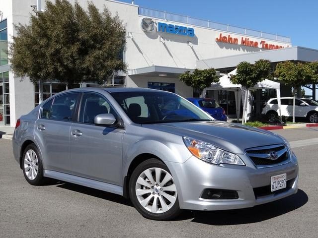 Subaru Legacy 2012 photo 2