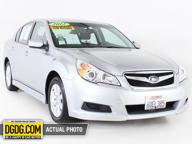 Subaru Legacy 2012 photo 1