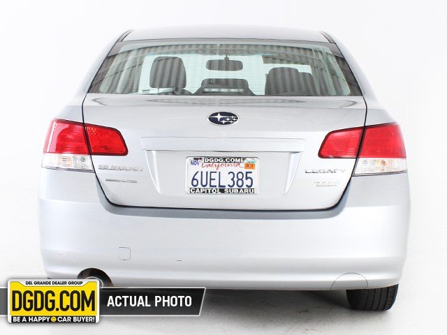 Subaru Legacy 2012 photo 2