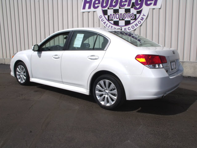 Subaru Legacy SLT 25 Unspecified