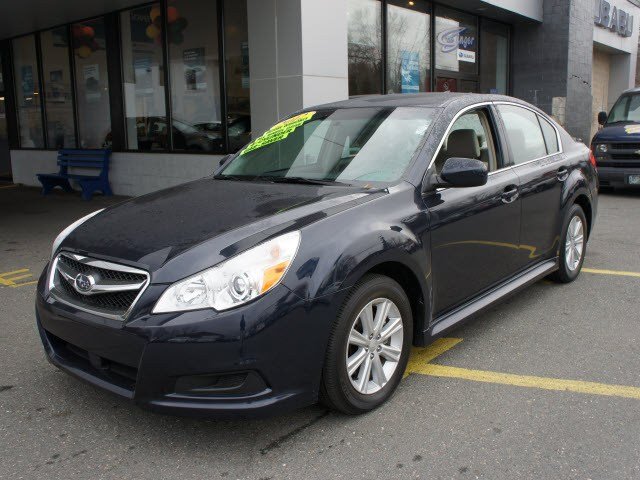 Subaru Legacy 2012 photo 2