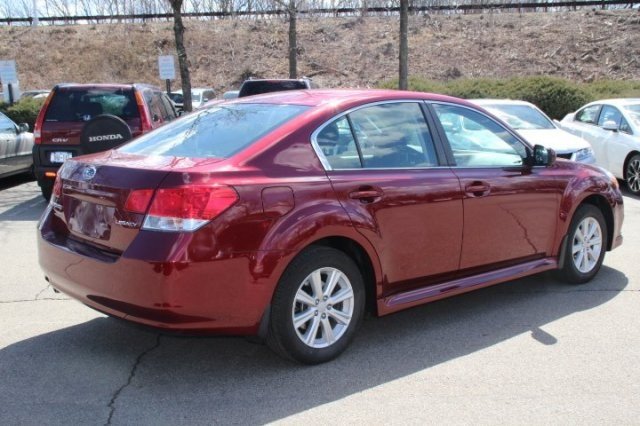 Subaru Legacy 2012 photo 2