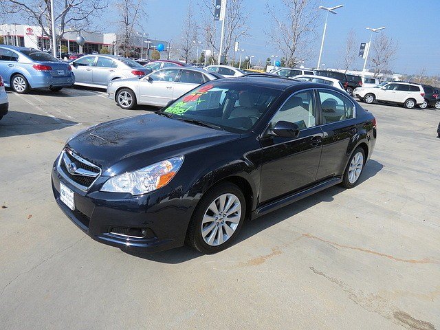 Subaru Legacy 2012 photo 4