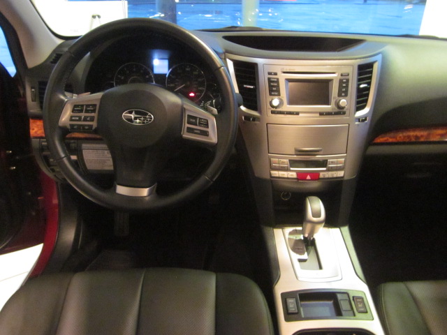 Subaru Legacy 2012 photo 3