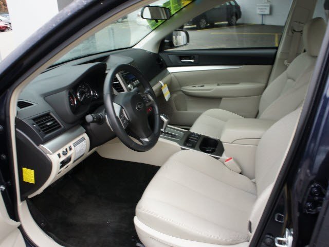 Subaru Legacy 2012 photo 3