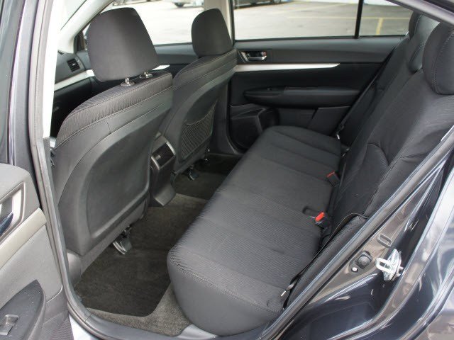 Subaru Legacy 2012 photo 2