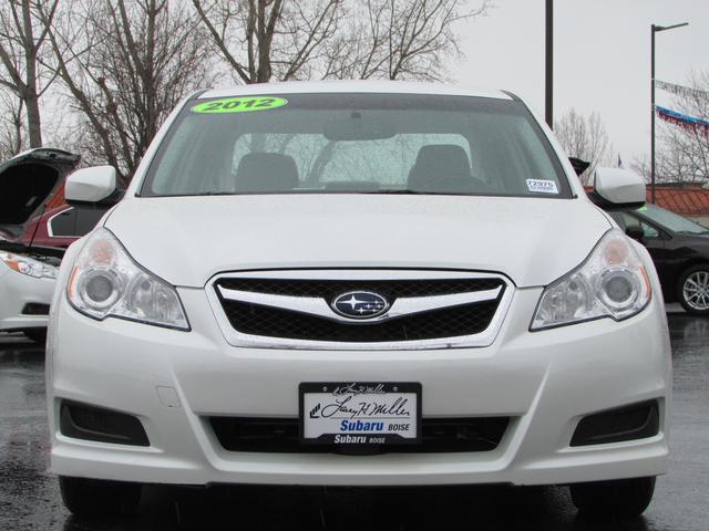 Subaru Legacy 2012 photo 2