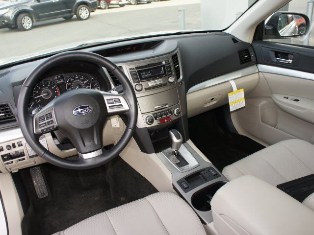 Subaru Legacy 2012 photo 3