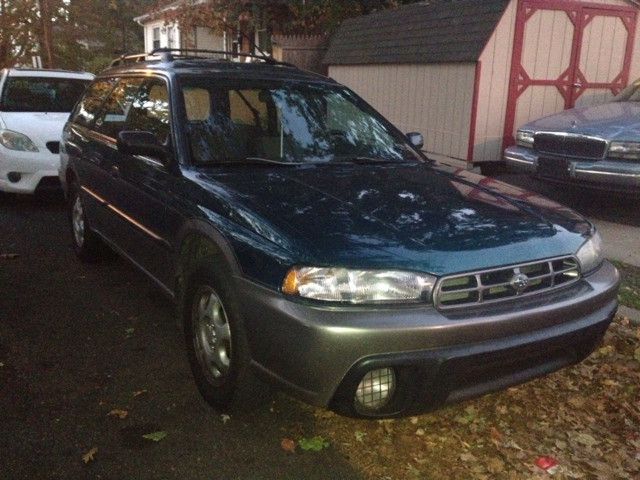 Subaru Outback 1996 photo 1