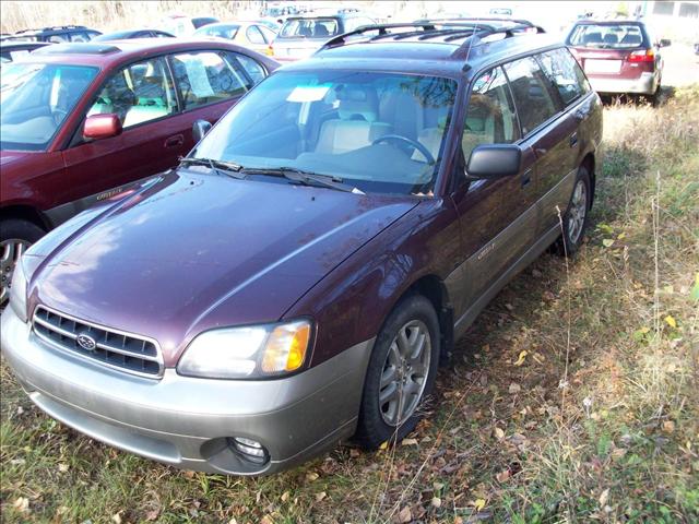 Subaru Outback 2000 photo 1