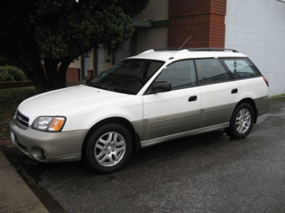 Subaru Outback Base Wagon