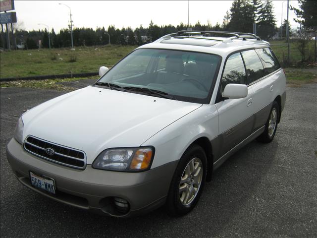 Subaru Outback 2000 photo 1