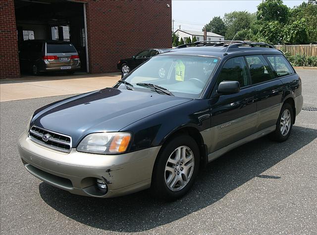 Subaru Outback 2000 photo 2