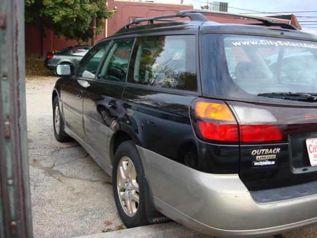 Subaru Outback 2000 photo 3