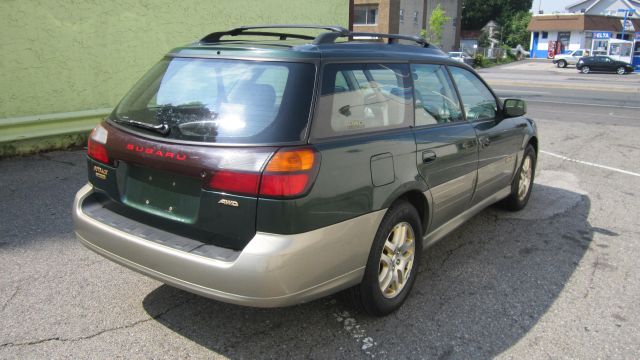 Subaru Outback 2000 photo 16