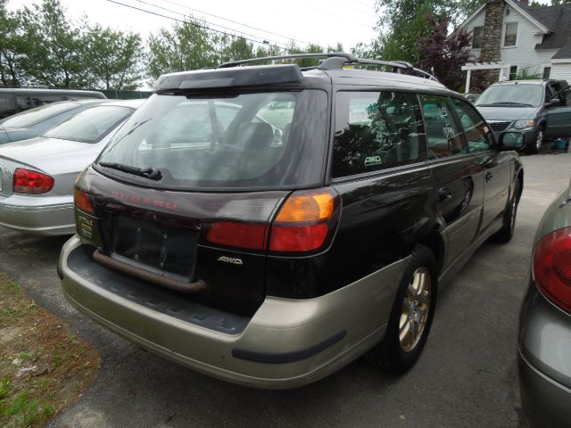 Subaru Outback 2000 photo 1