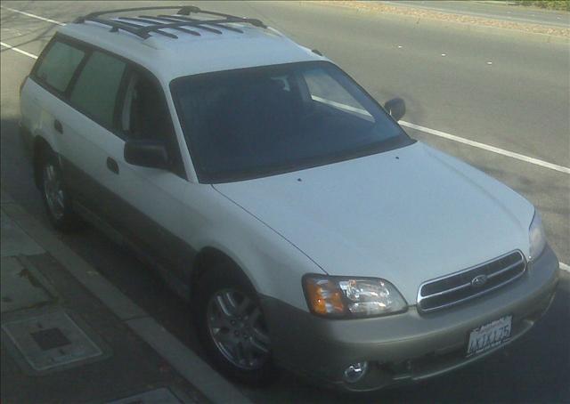 Subaru Outback 2000 photo 1