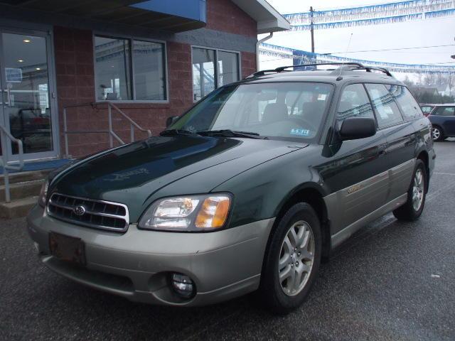 Subaru Outback 2000 photo 1