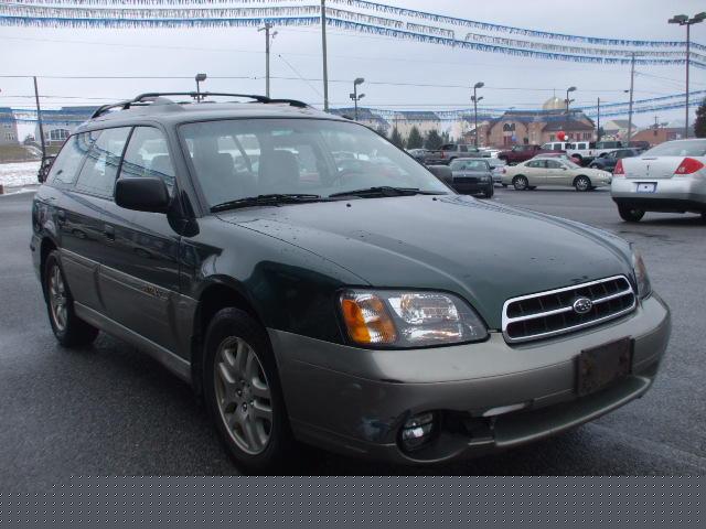 Subaru Outback 2000 photo 2