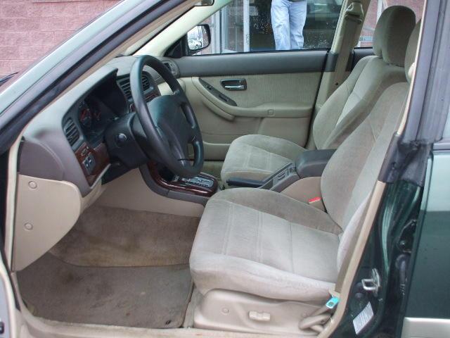 Subaru Outback 2000 photo 5