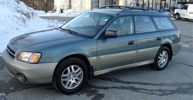 Subaru Outback 2000 photo 3