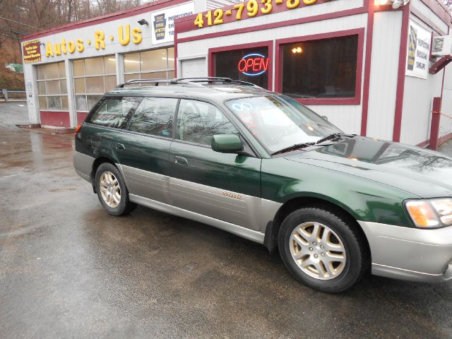 Subaru Outback 2000 photo 3