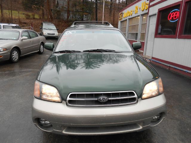 Subaru Outback 2000 photo 4