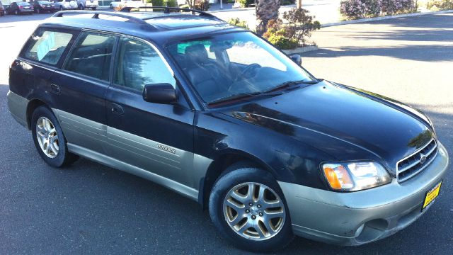 Subaru Outback 2000 photo 1