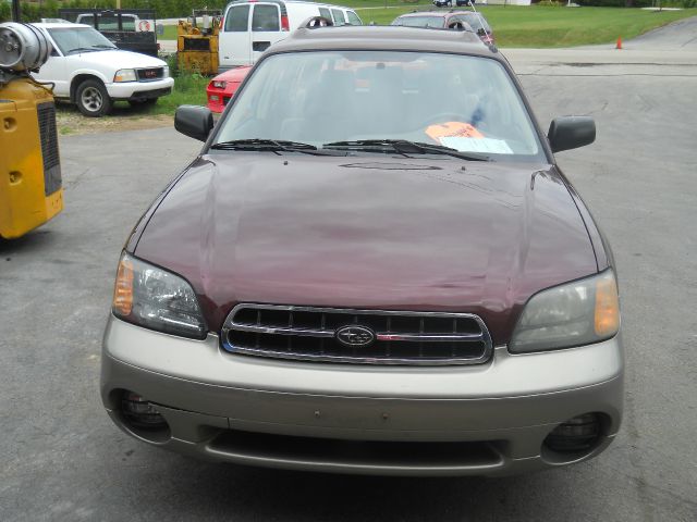 Subaru Outback 2000 photo 1