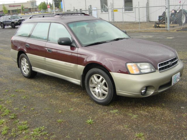 Subaru Outback 2000 photo 1