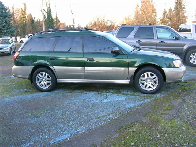 Subaru Outback 2000 photo 1