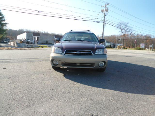 Subaru Outback 2000 photo 1