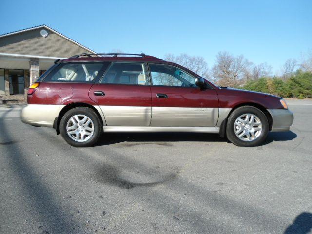 Subaru Outback 2000 photo 2