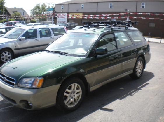 Subaru Outback 2000 photo 2