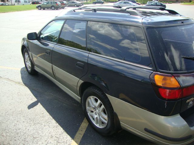 Subaru Outback 2000 photo 5