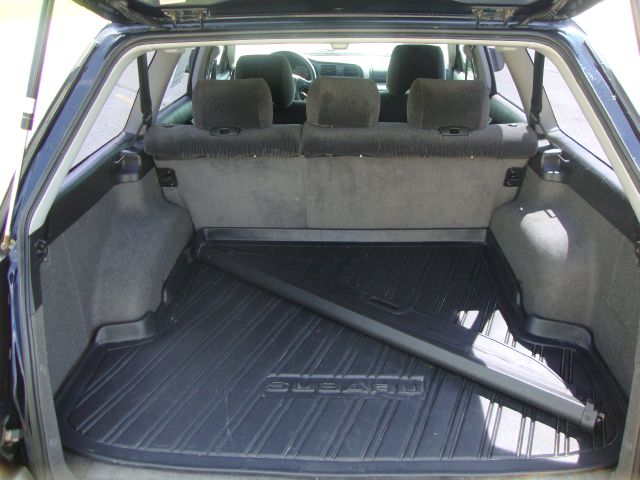 Subaru Outback 2000 photo 6