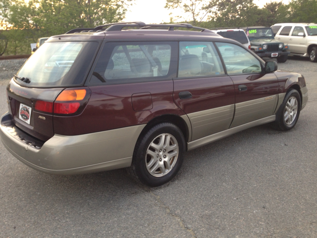 Subaru Outback 2000 photo 9