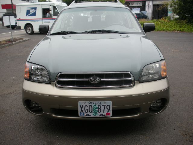 Subaru Outback 2000 photo 2