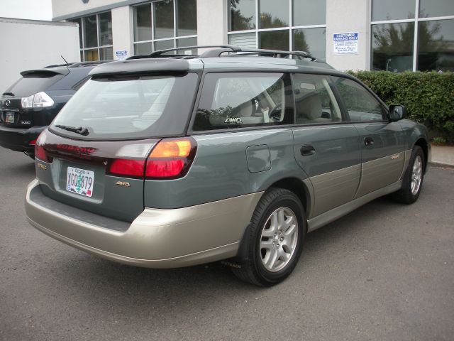 Subaru Outback 2000 photo 4