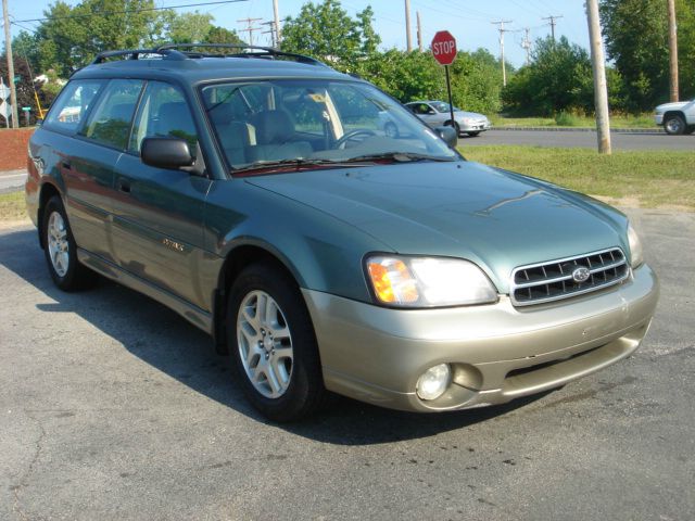 Subaru Outback 2000 photo 3