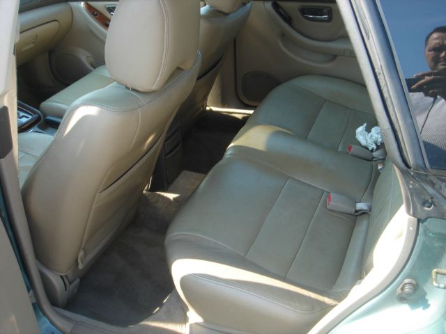 Subaru Outback 2000 photo 5