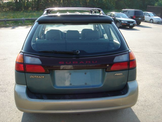 Subaru Outback 2000 photo 9