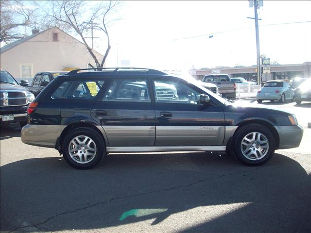 Subaru Outback 2000 photo 1