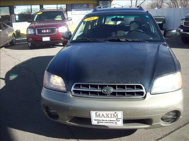 Subaru Outback 2000 photo 2